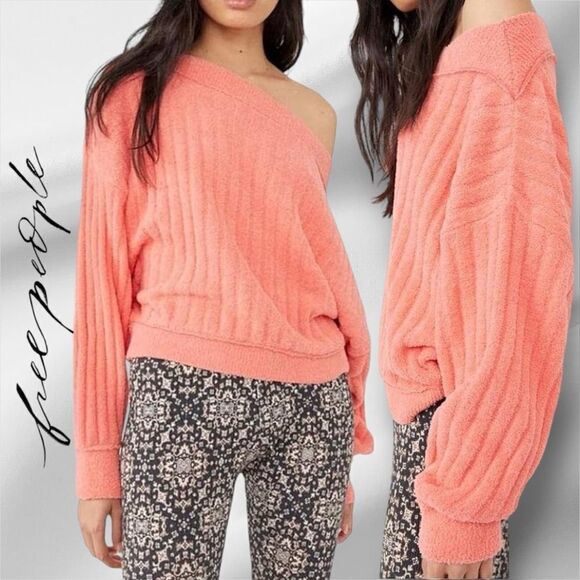 FREE PEOPLE Women’s Cabin Fever Ribbed Sweater in the Size Medium - Picture 1 of 14